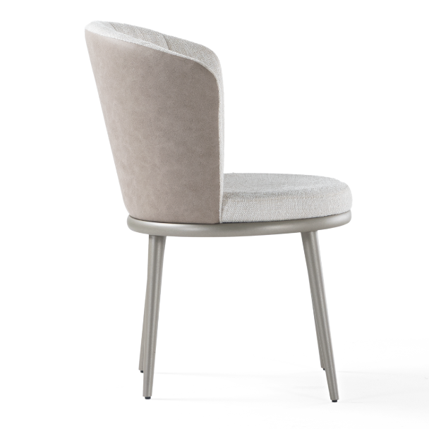 Chaise de salle à manger rembourrée Lipa avec dossier enveloppant